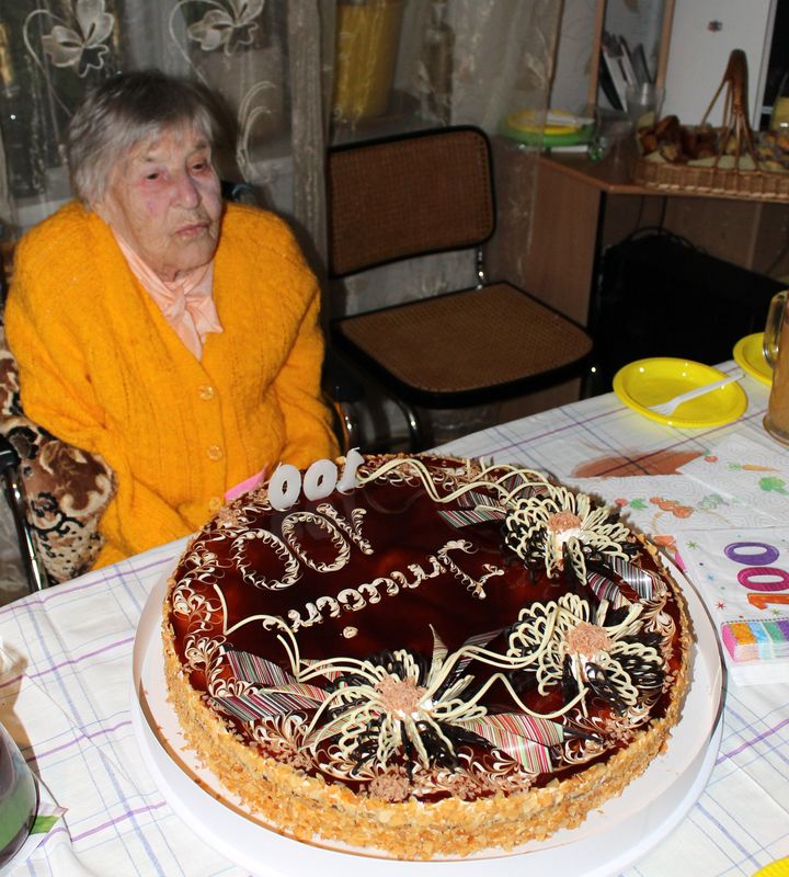 Zenteniecei Olgai Kenigsbergai – 100! Apsveicam!