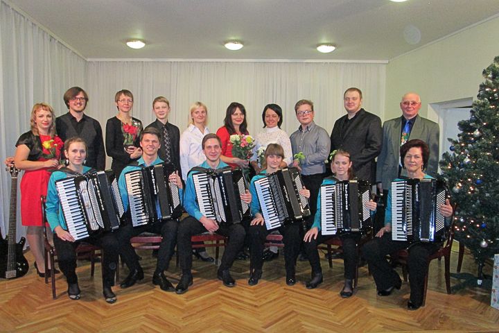 Tukuma Mūzikas skolā svētki aizritējuši akordeona skaņās