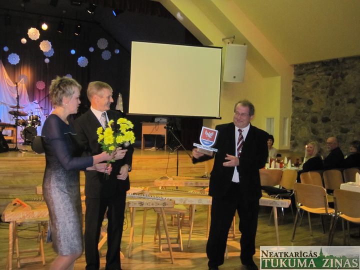 Sveikti Engures novada veiksmīgākie uzņēmēji /FOTO/