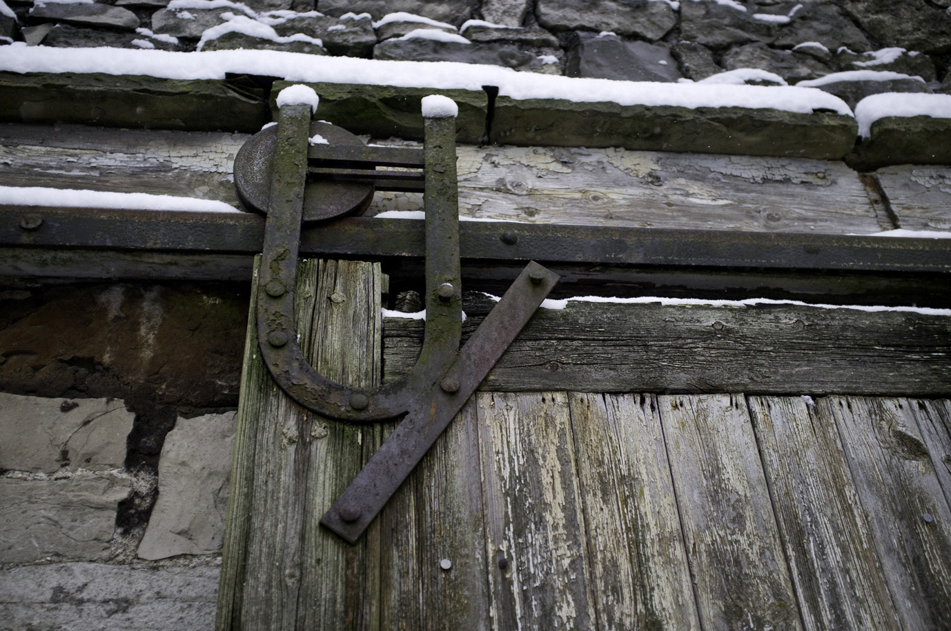 Lielajā ielā Tukumā uzlauzta un apzagta garāža