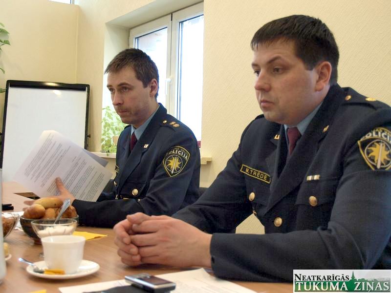 Tukumā policistiem vislielākā slodze, bet noziedzība mūsu novados – iet mazumā