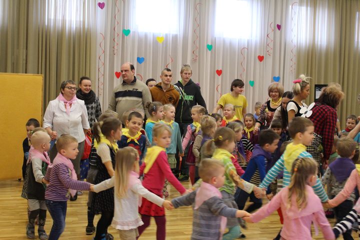 «Karlsons» Draugu dienā ciemos uzaicina Dzirciema internātpamatskolu