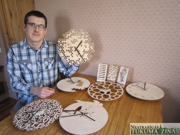 Ķesterciemnieks Mārtiņš Straupmanis biznesu sāka, izgatavojot koka piekariņus