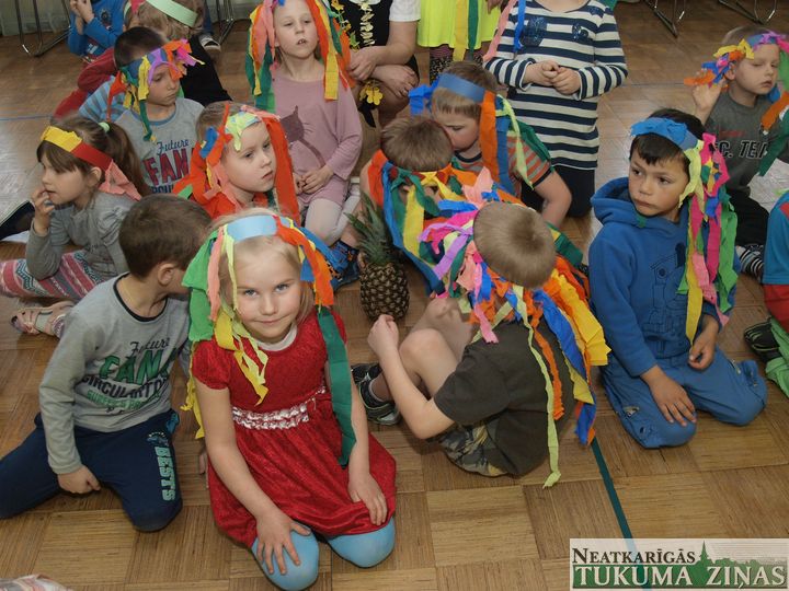 Bērnu rīts «Ceļojums uz Āfriku» Slampē /FOTO/