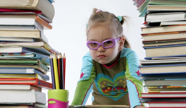 Iedzīvotāji negatīvi vērtē ideju noteikt 6 gadus kā vecumu, no kura bērnam jāsāk mācības