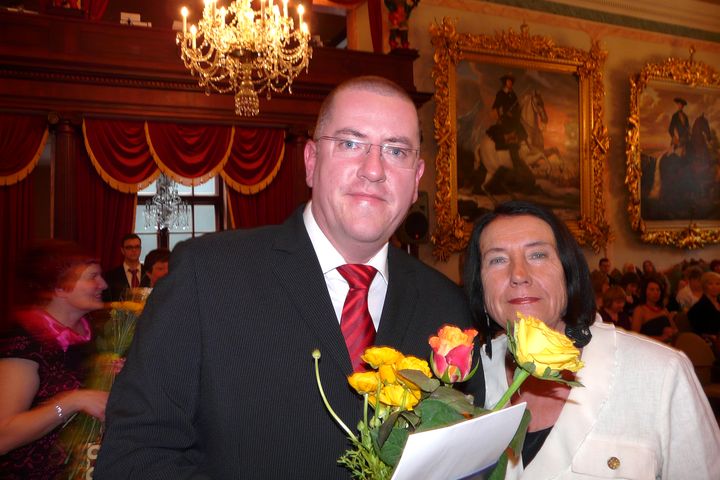 Klāvs Radziņš mātes piemiņai Vītolu fondā izveidojis stipendiju tukumniekiem