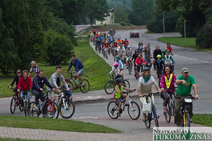 Velobraucienā «Pa Tukumu pa smuko»