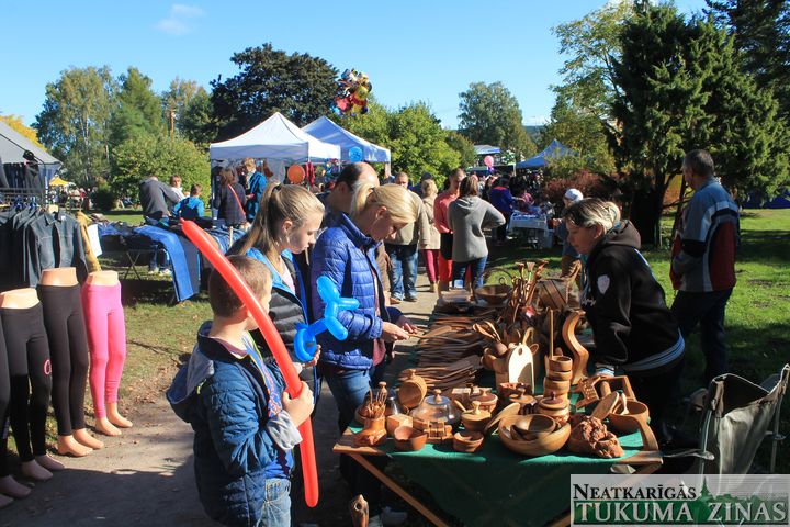 Miķeļdiena Kandavā /FOTO/