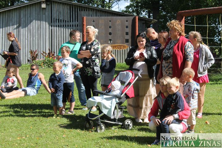 Zemītē aizvadīti ikgadējie pagasta svētki /FOTO/