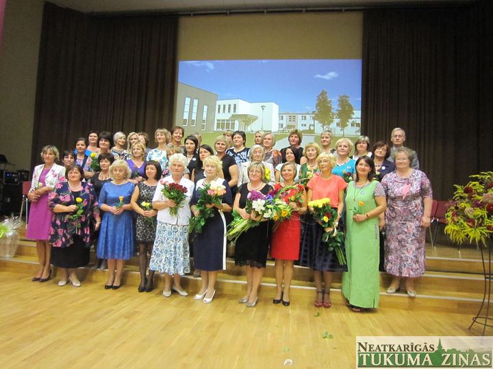 Smārdes skolas 95. jubilejā /FOTO/