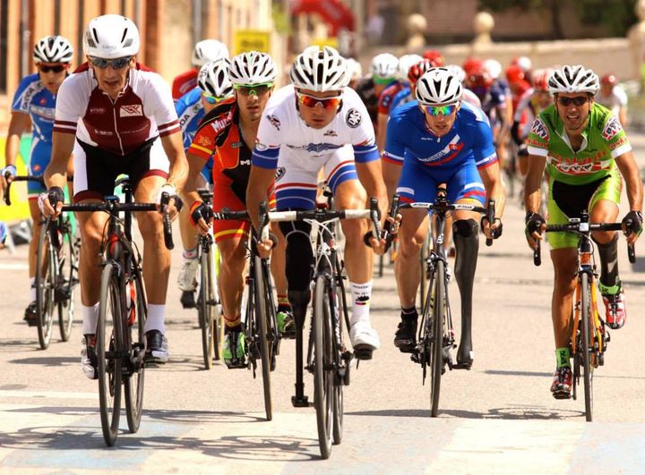 Paralimpiskās riteņbraukšanas Eiropas kausa posmā Čehijā