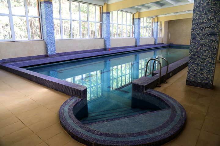 Ķesterciemā pieejams publiskais peldbaseins