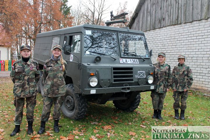 Jaunpilī patriotiskā nedēļa sākās ar Jaunsardzes treniņiem /FOTO/