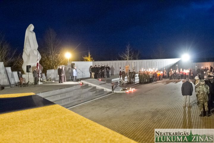 Lāčplēša diena Lestenē /FOTO/