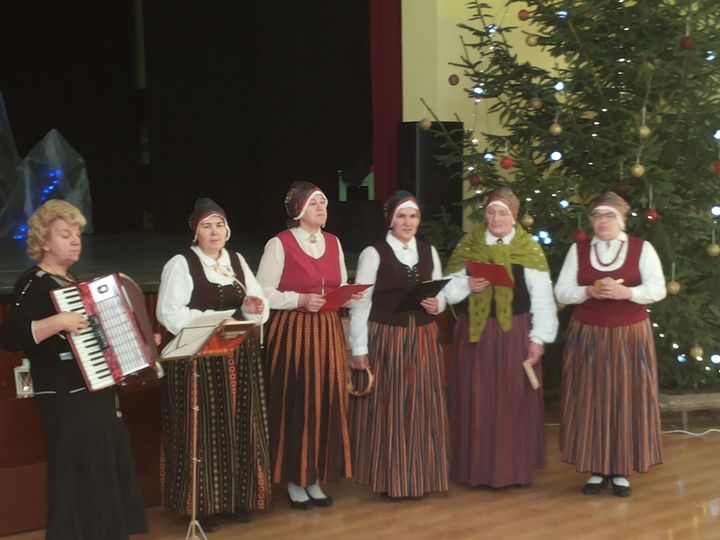 Viesatās ballējās seniori