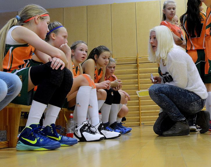 Tukumniecēm 3. vieta «Molten kausā 2016»