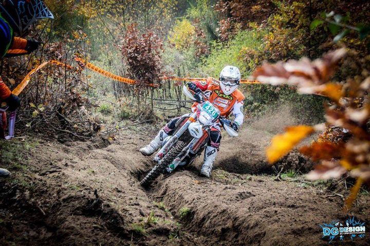Pērnā enduro sezona novadniekiem noslēgusies ar zelta un sudraba medaļām