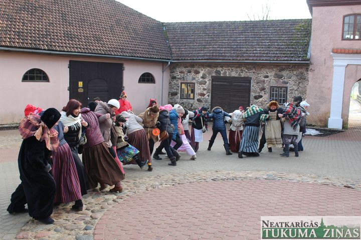 Meteņdiena Šlokenbekas muižā /FOTO/