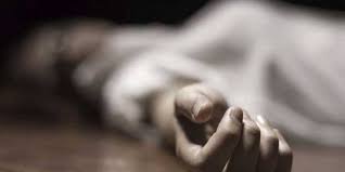 Kandavā pusaudze mēģina izdarīt pašnāvību, Tumē vīrietis nositas, nokrītot no koka