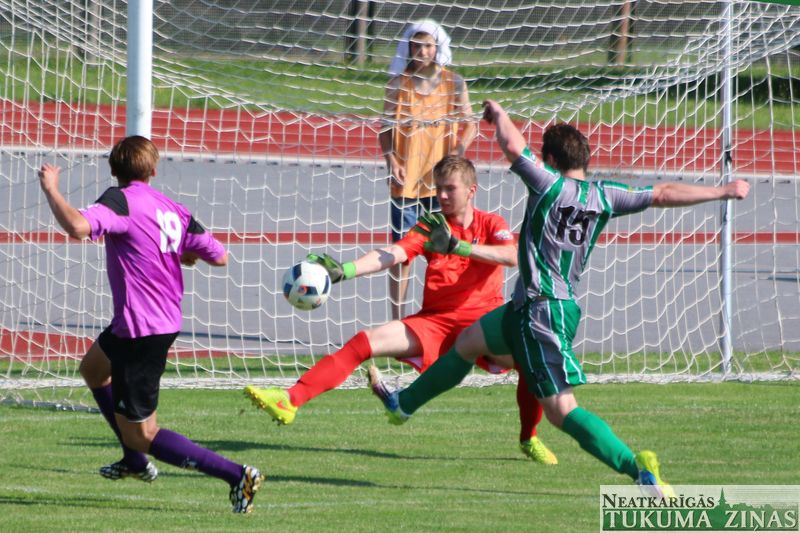 1. līgas čempionātā – kā uz karstas pannas