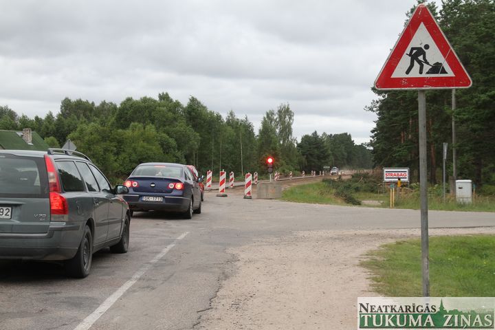 Sākusies Apšuciema ceļa lielā pārbūve