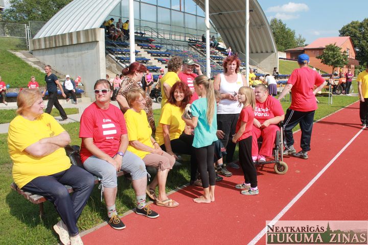 Tukuma Sporta skolas stadionā notika vieglatlētikas festivāls «Mēs ratiņkrēslos Tukumā 2016»