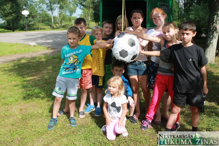 Jaunsātos svētki – sportiskā garā /FOTO/