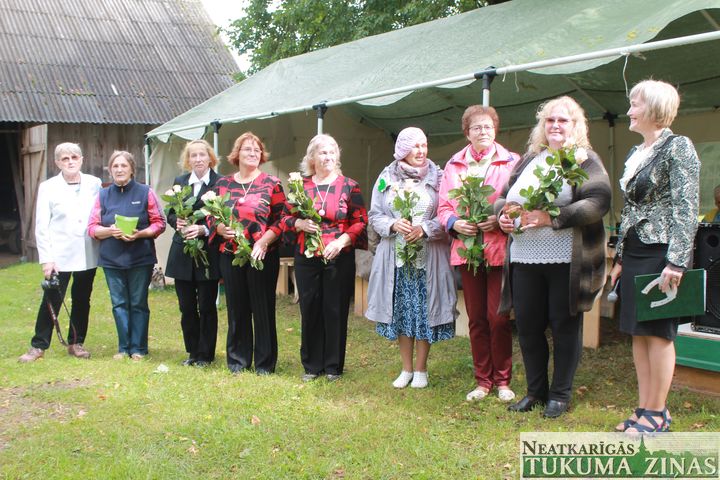 Rindzeles ļaudis satiekas «Mauros»