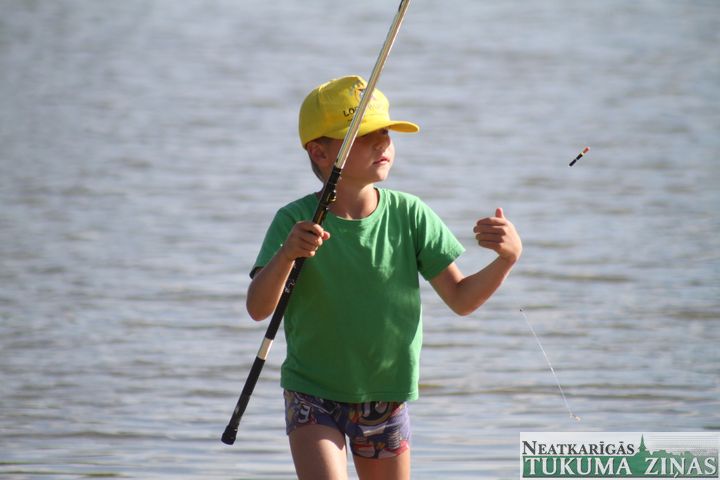 Makšķerēšanas sacensības Slampē /FOTO/