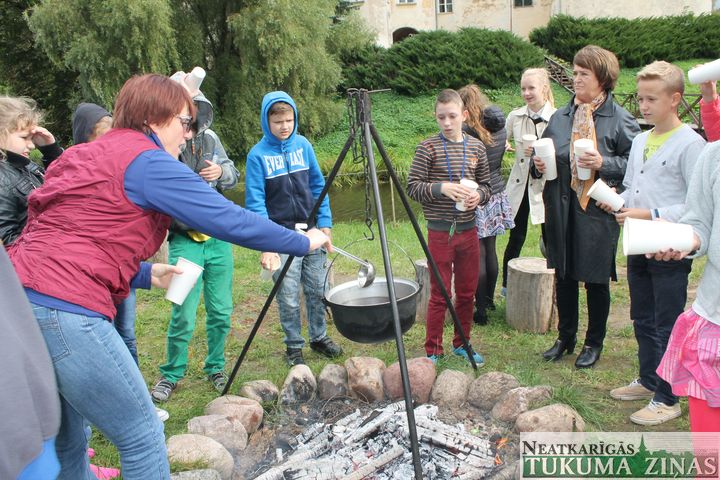 Jaunpilī atzīmēta Baltu vienības diena