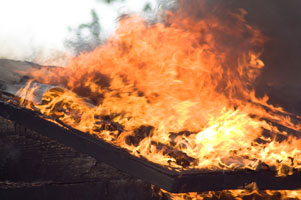 Ugunsgrēkā Smārdē cietuši divi vīrieši