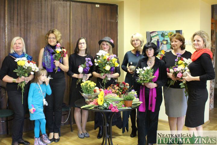 Engures mākslas studijas jubilejas izstāde Tukumā