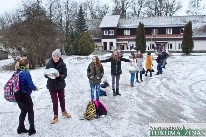 Grāmatu ķēde Pūrē /FOTO/