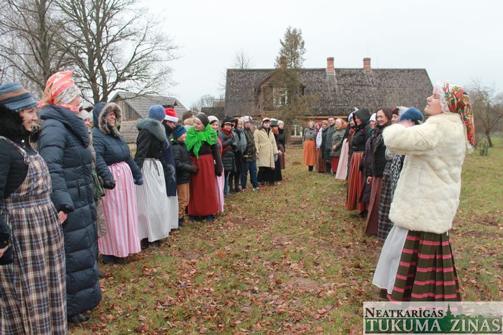 Saulgriežu sagaidīšana Pastariņa muzejā /FOTO/