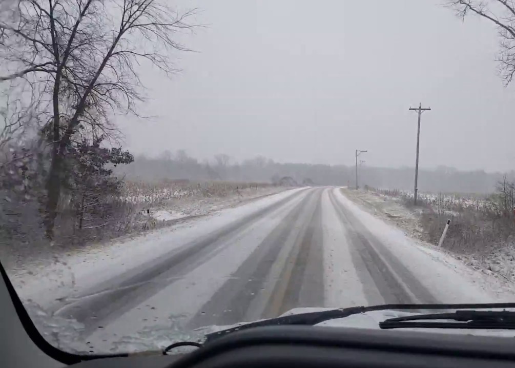 Autovadītāj, esi uzmanīgs uz ceļa!