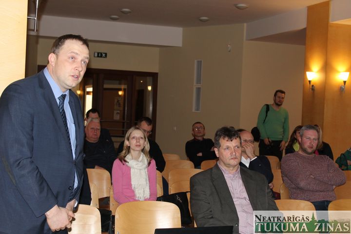 Engures novada uzņēmēju pirmā tikšanas Šlokenbekas muižā