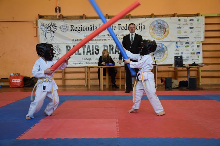 «Baltā drakona» pašaizsardzības sacensībās Talsos