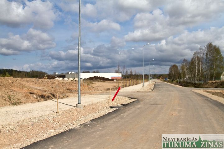 Lauktehnikā plāni mainās. Zemesgabalus Vilkājas un Rūdas ielā izsolīs
