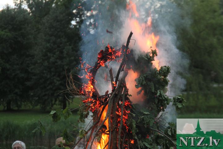 Kā Slampē Jāņus ielīgoja