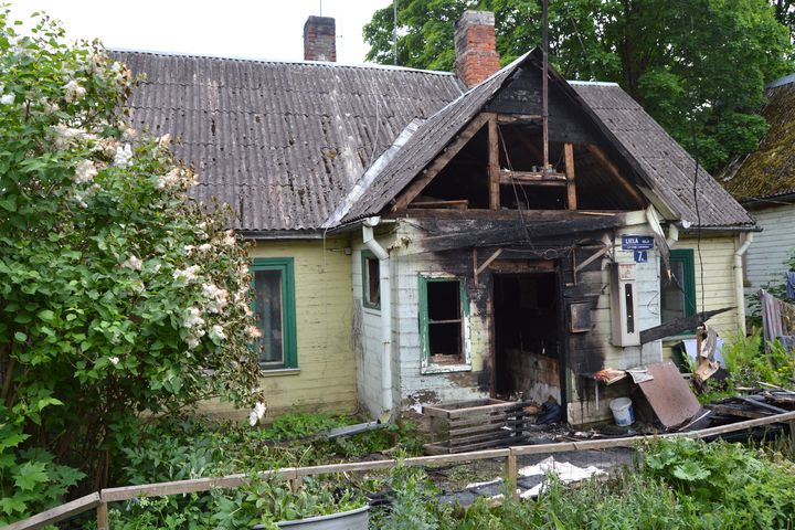 Degusi māja Tukumā, Lielajā ielā