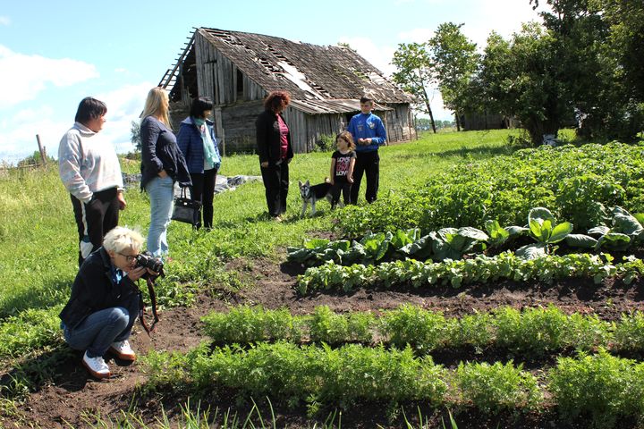 24 Kandavas novada ģimenes gādās par savu saimes galdu un ne tikai