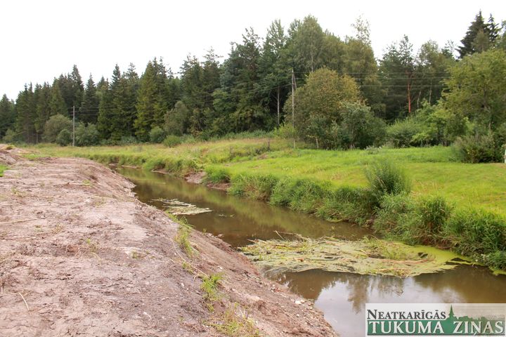 Slocene iztīrīta līdz Lauktehnikai