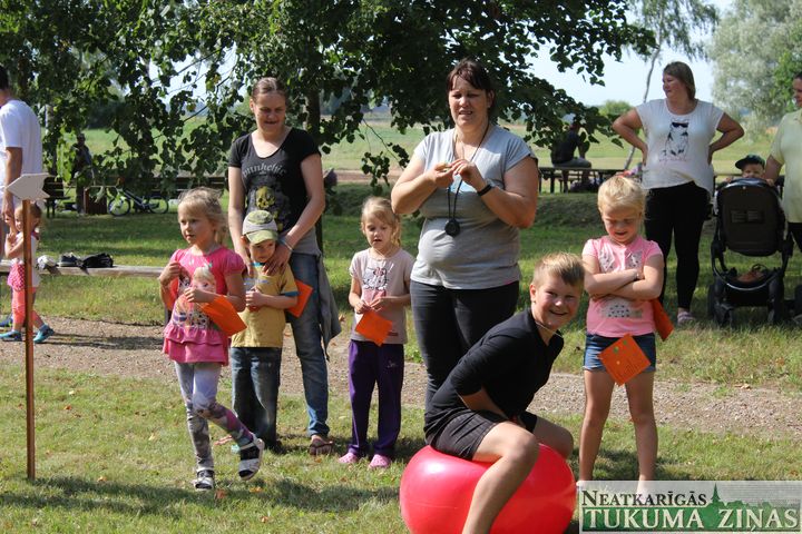 Viesatu pagasta svētki /FOTO/
