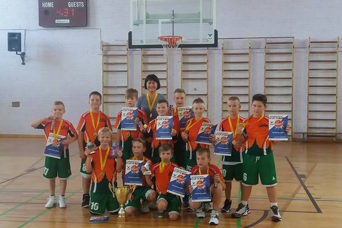 Ar zeltu – no Igaunijas