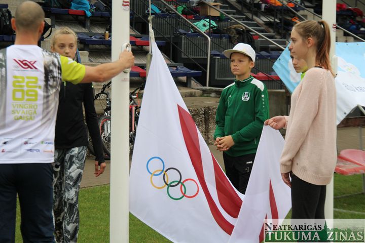 Vingrojam svaigā gaisā – Olimpiskā diena 2017