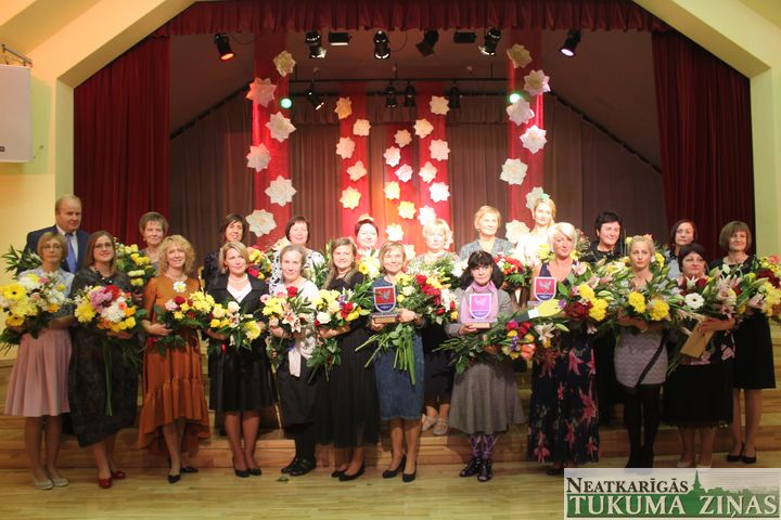 Sveikti arī Engures novada skolotāji