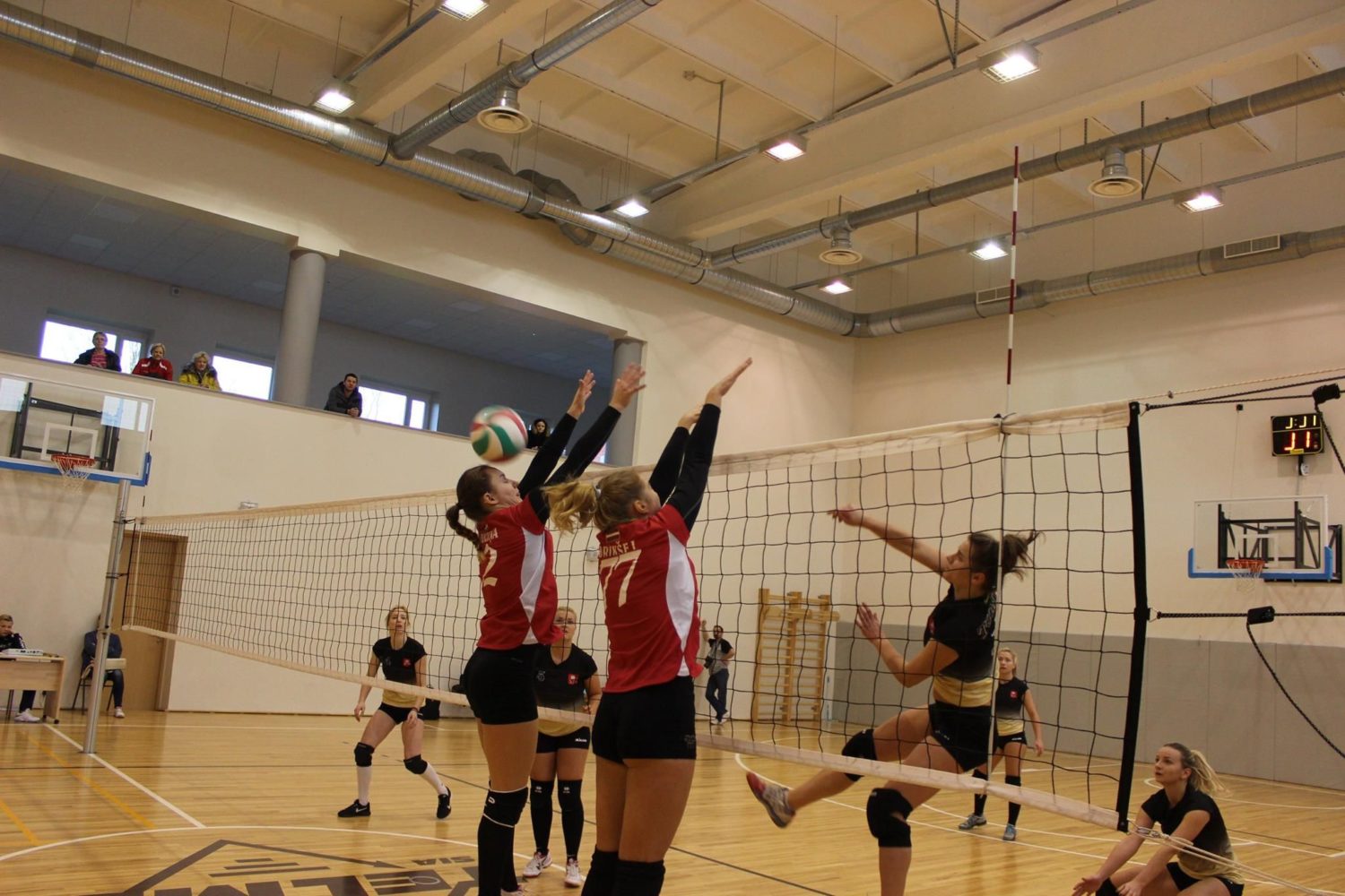 Tumes volejbolistes gūst pirmos punktus Tukuma novada čempionātā