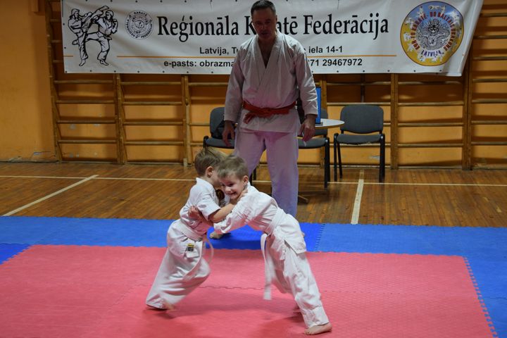 Mazie “lāčplēši” pašaizsardzības un karatē sacensībās Talsos un Tukumā