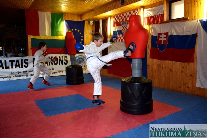 Cīņas spara pilns oktobris un novembris «Baltajā drakonā»