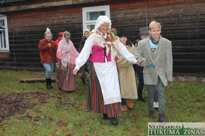 Pastariņa muzejā sagaidīti ziemas Saulgrieži /FOTO/